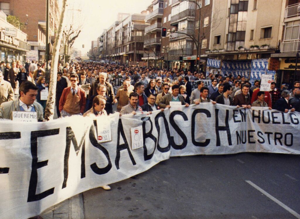 1987.04 Mani Calle Alcala